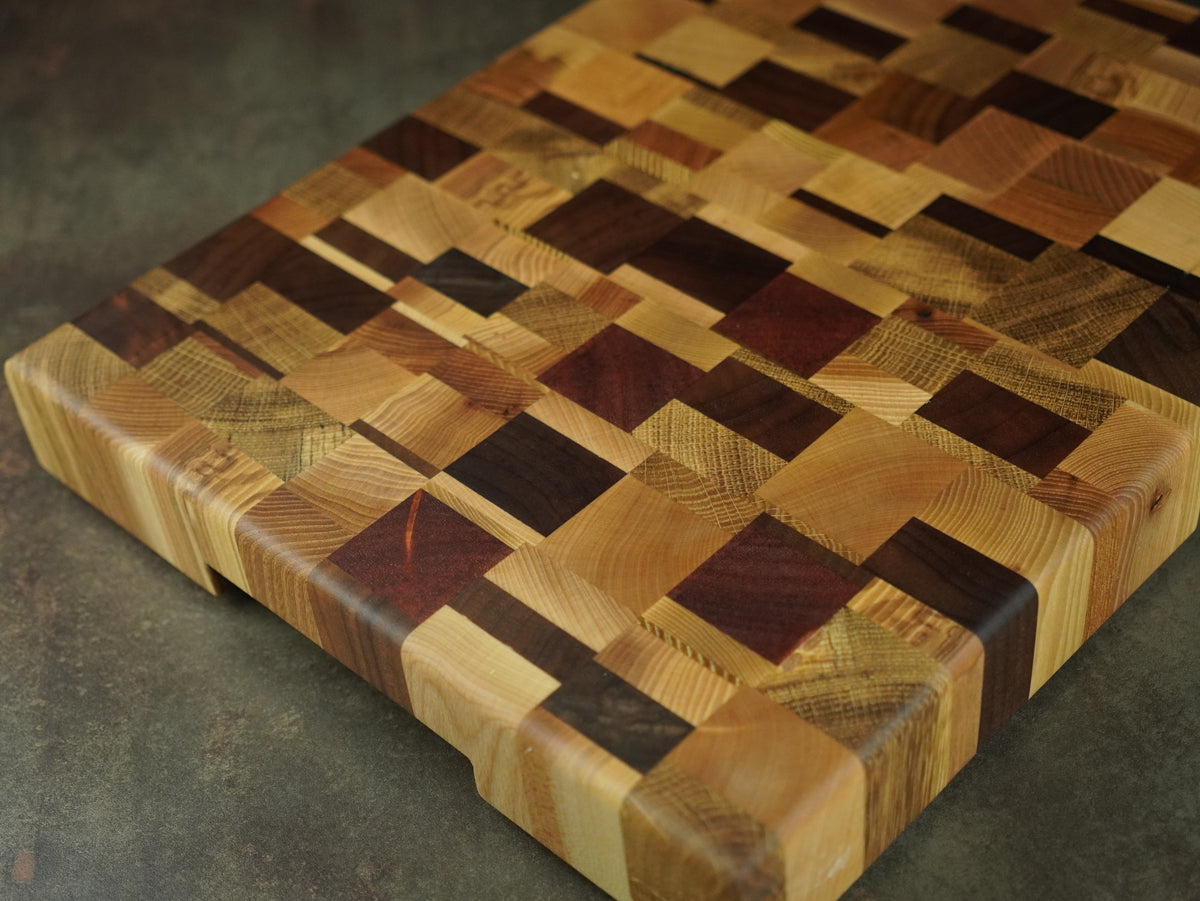 🪵 La Mosaïque - Planche à découper en bois de bout 🧩 — Édition Limitée