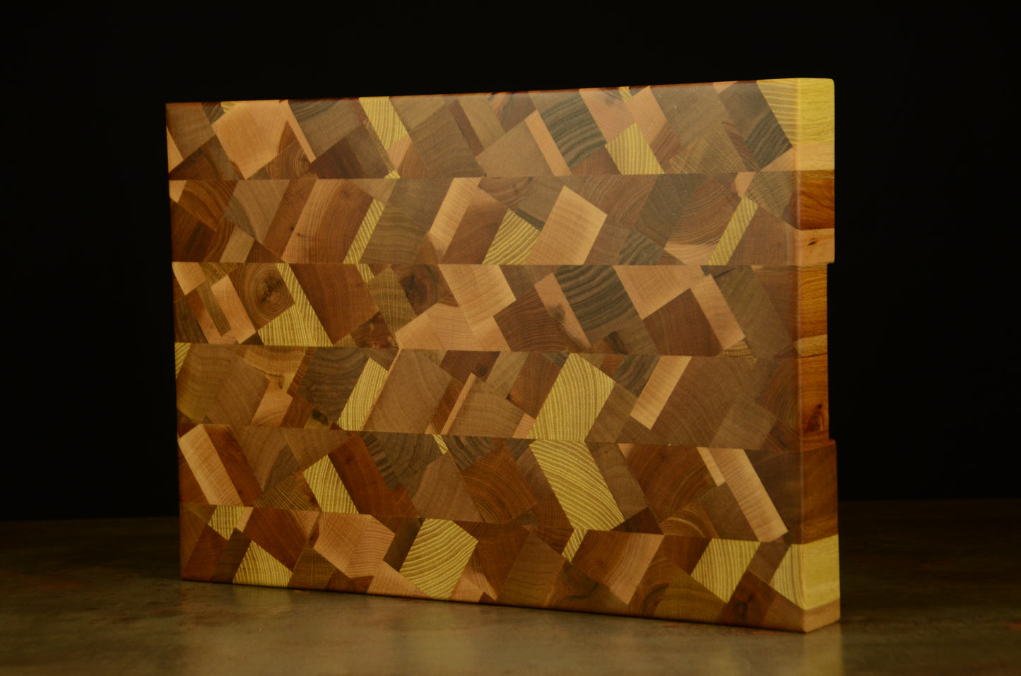 La Fractale - Billot en bois de bout – Planche à découper artisanale en bois massif