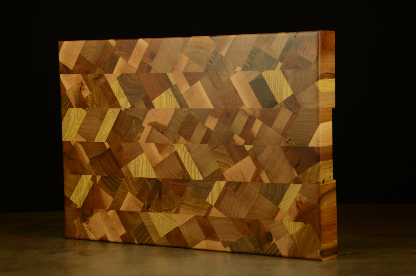 La Fractale - Billot en bois de bout – Planche à découper artisanale en bois massif