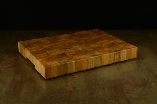 White Elm - Schneidebrett - Rohe Eleganz und authentischer Charakter