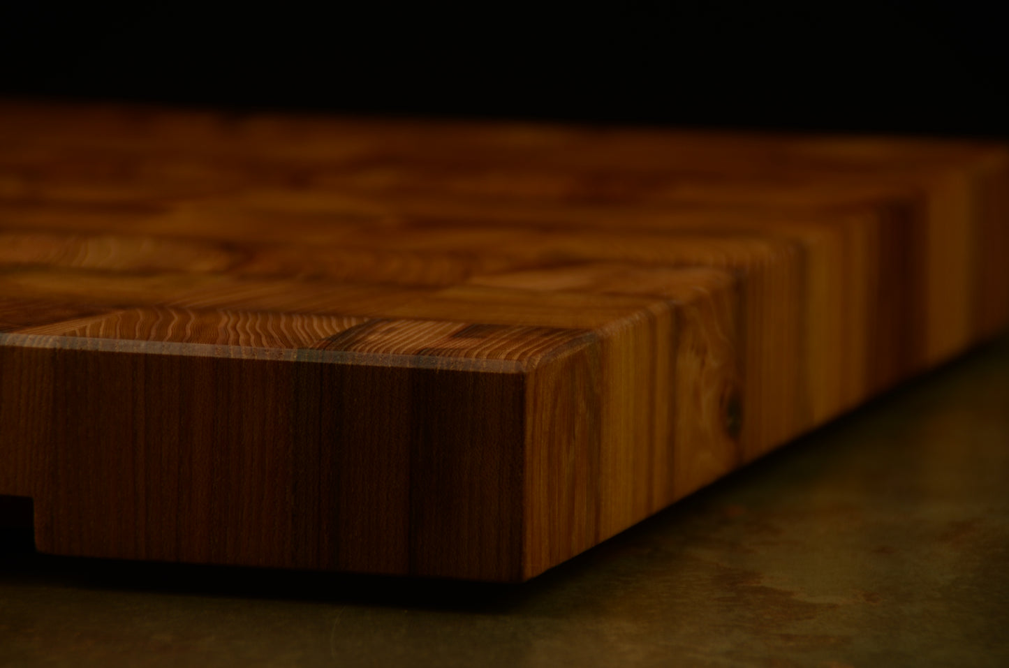 Elm Wood Chopping Blocks - 34x24x5cm - High End Cutting Board