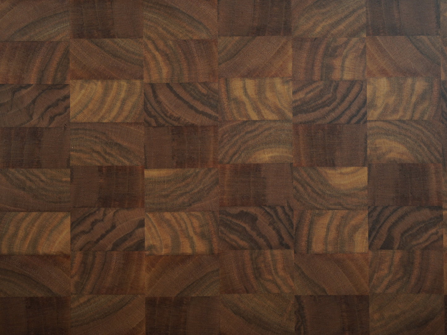 🪵L’Élégante en Noyer Clair – Planche de Présentation Artisanale en Bois de Bout – Billot de Cuisine Design & Épuré