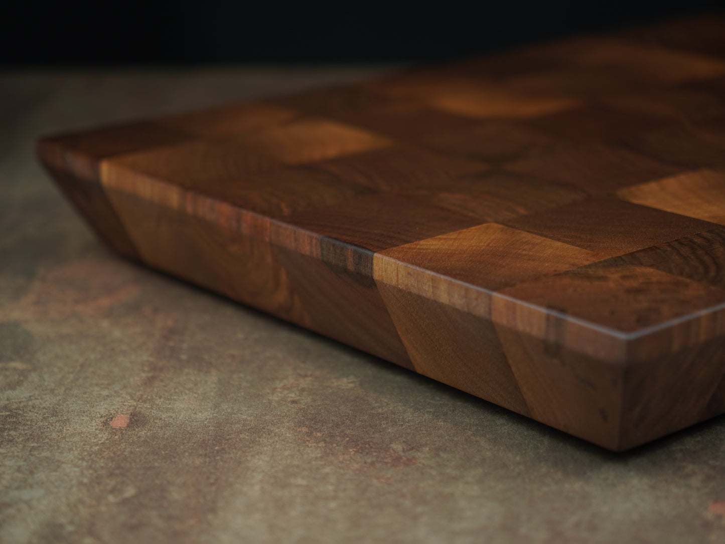 🪵L'Élégante en Noyer Sombre – Billot de Cuisine en Bois de Bout
