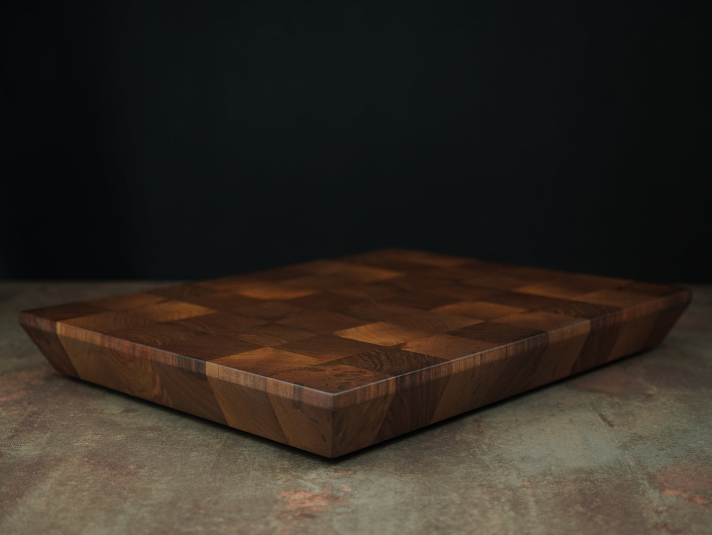 🪵L'Élégante en Noyer Sombre – Billot de Cuisine en Bois de Bout