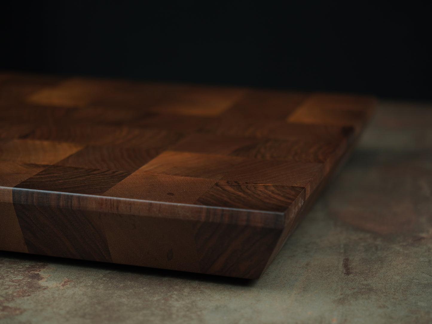 🪵L'Élégante en Noyer Sombre – Billot de Cuisine en Bois de Bout