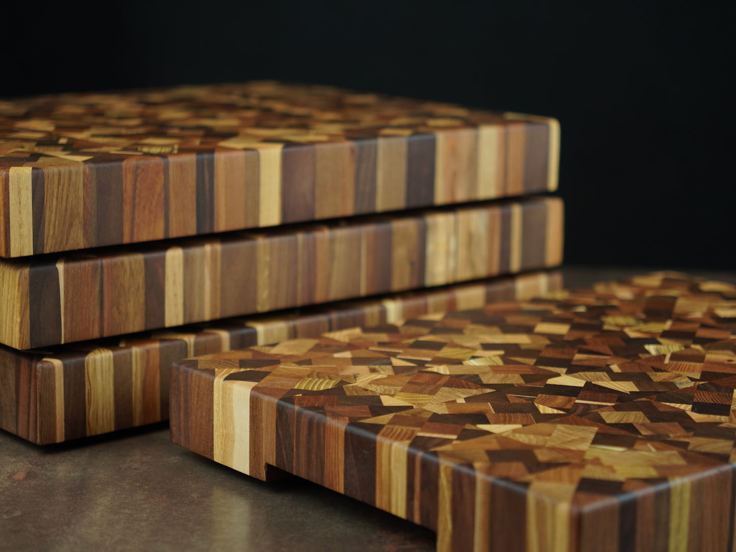 La Fractale - Billot d’Exception en Bois de Bout – Planche à découper artisanale en bois massif