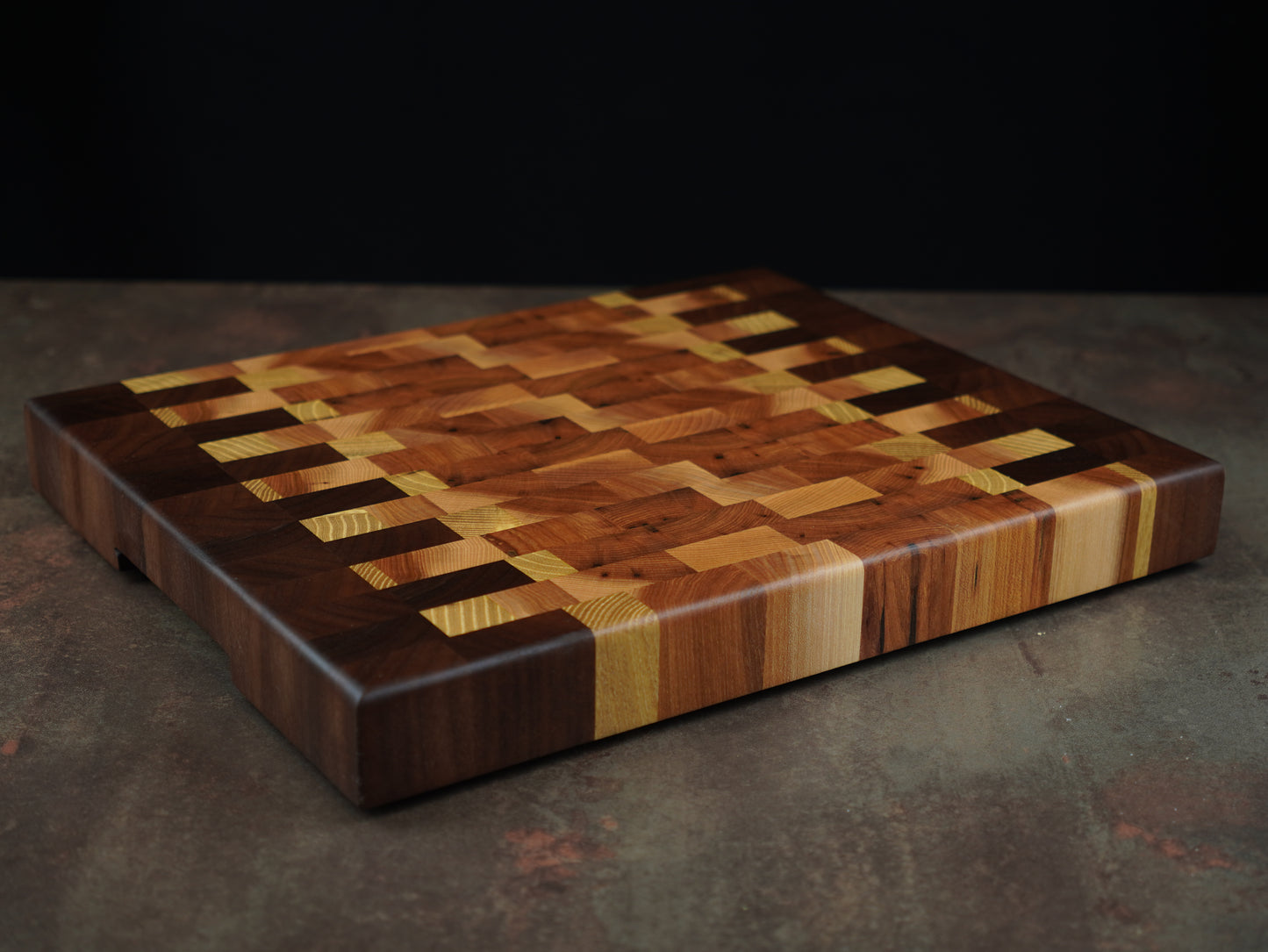 🪵 Le Billot Nuancier – Planche en Bois de Bout (Noyer, Acacia, Orme)