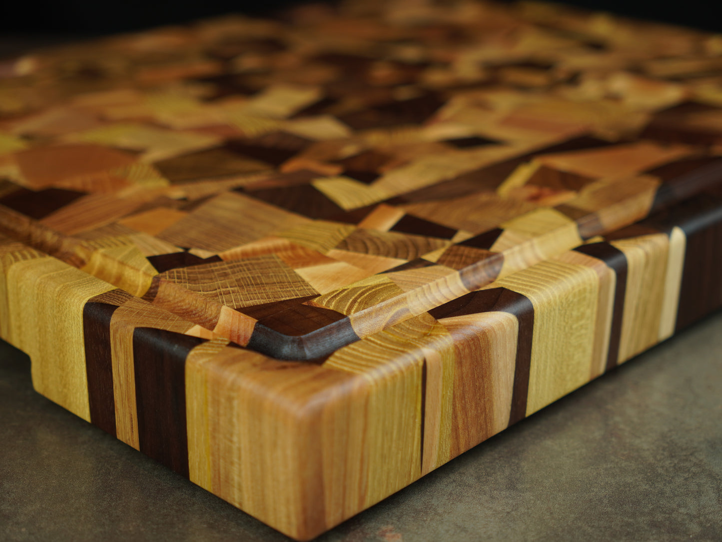 🧩 Planche en bois de bout Fractale Spéciale — Grand Format & Rigole à Jus
