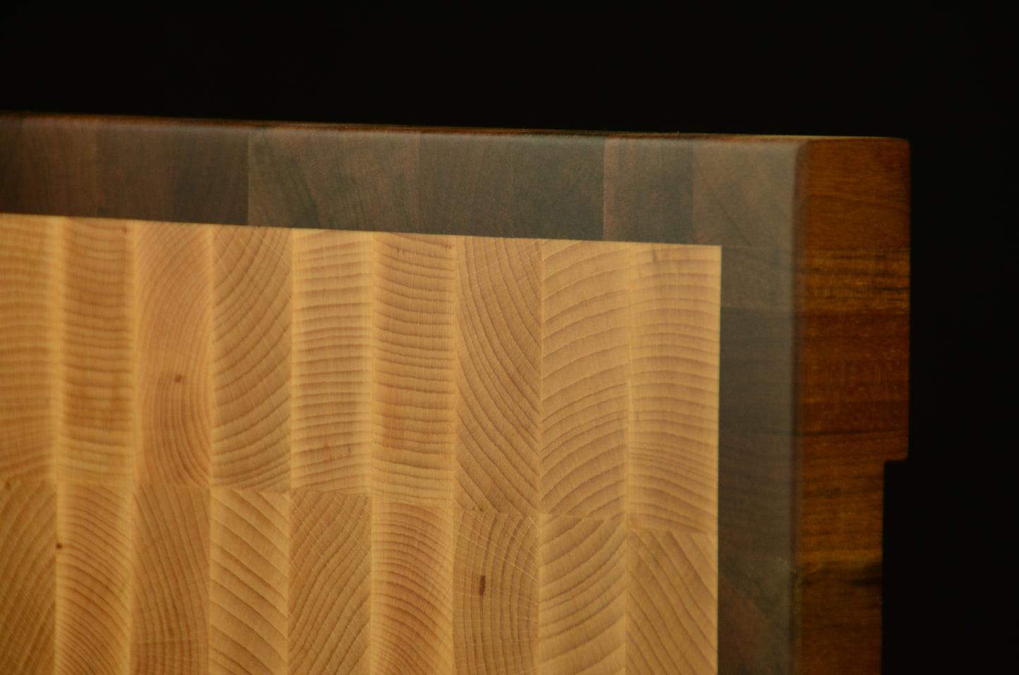 La Bien-Hêtre Noyer 🌰 Planche à découper en bois de bout hêtre & noyer, artisanale et durable